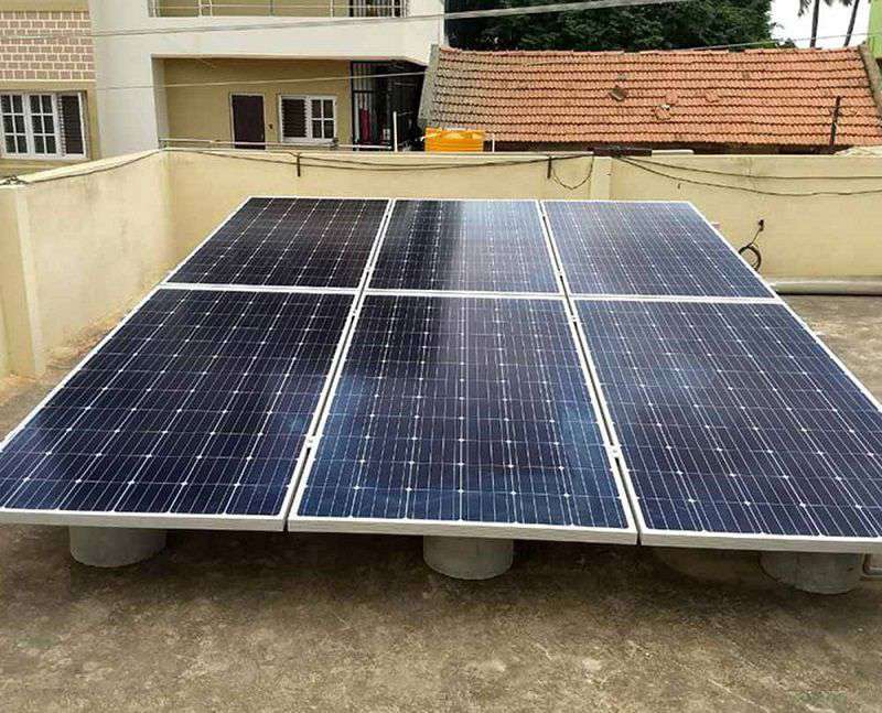 Các yếu tố ảnh hưởng đến tuổi thọ pin năng lượng mặt trời